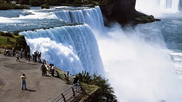 2. Air Terjun Niagara