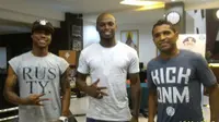 Trio Samba Sriwijaya FC (dari kiri) Hilton Moreira, Mauricio Leal, dan Alberto Goncalves. (Bola.com/Riskha Prasetya)
