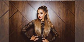 Ariana Grande dipastikan akan menggelar Konser Honeymoon Tour di Jakarta pada 26 Agustus 2015 mendatang. Dyandra Promosindo sebagai promotor mematok harga termahal seharga enam juta rupiah.