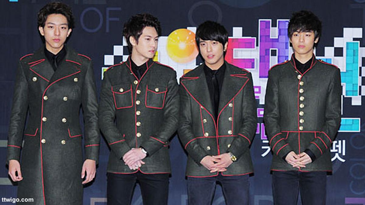 Konser di Malaysia, CNBLUE Pilih Jadi Diri Sendiri - ShowBiz Liputan6.com