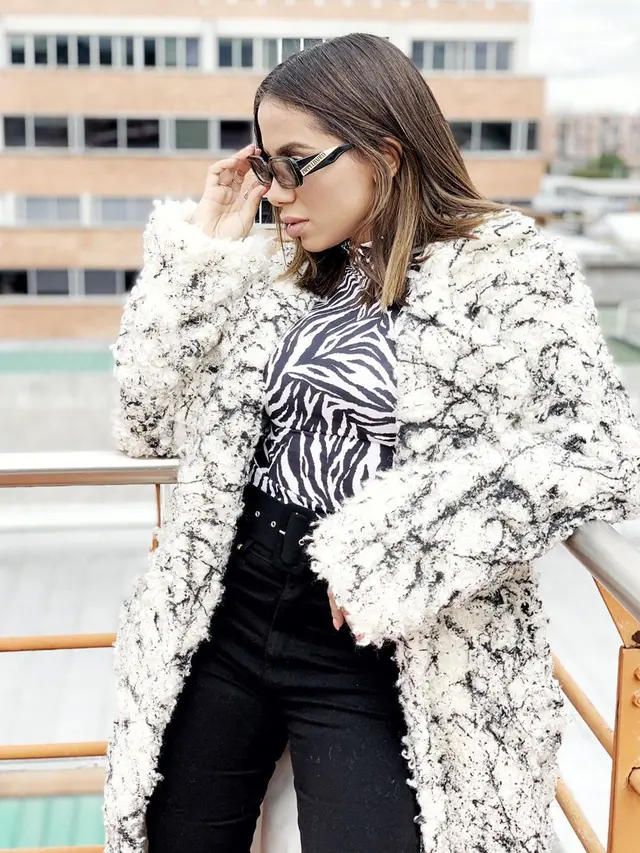 Tutorial makeup Anitta