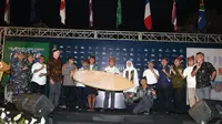 Menteri Pemuda dan Olahraga (Menpora), Zainudin Amali, saat membuka kegiatan World Surfing League (WSL) Championship Tour 2022 di Pantai Plengkung/G-Land, Banyuwangi, Jumat (27/5/2022). (Ist)