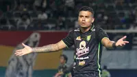 Pemain Persebaya Surabaya, Yan Victor. (Bola.com/Aditya Wany)