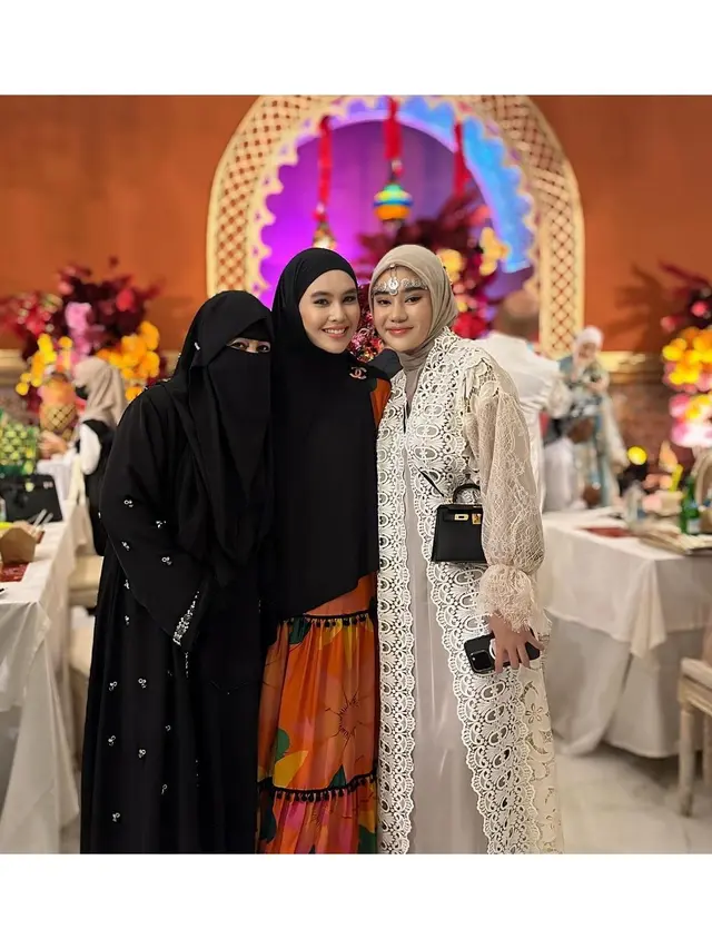 8 Potret Tamu Artis Hadiri Ultah Irish Bella ke-28, Usung Tema Arabian Night