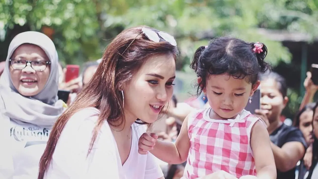 Ayu Ting Ting 