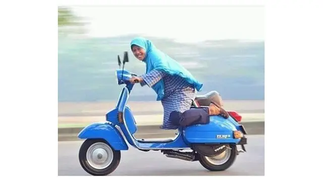 Kelakuan emak (Sumber: Instagram/awreceh.id)