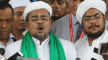 Kapolda Metro Jaya tepis tudingan yang menyebut pihaknya tidak kunjung memeriksa Rizieq Shihab terkaitkasus  uang palu arit.