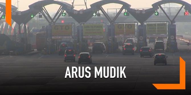 VIDEO: Jelang Arus Mudik, Tol Cipali Mulai Ramai