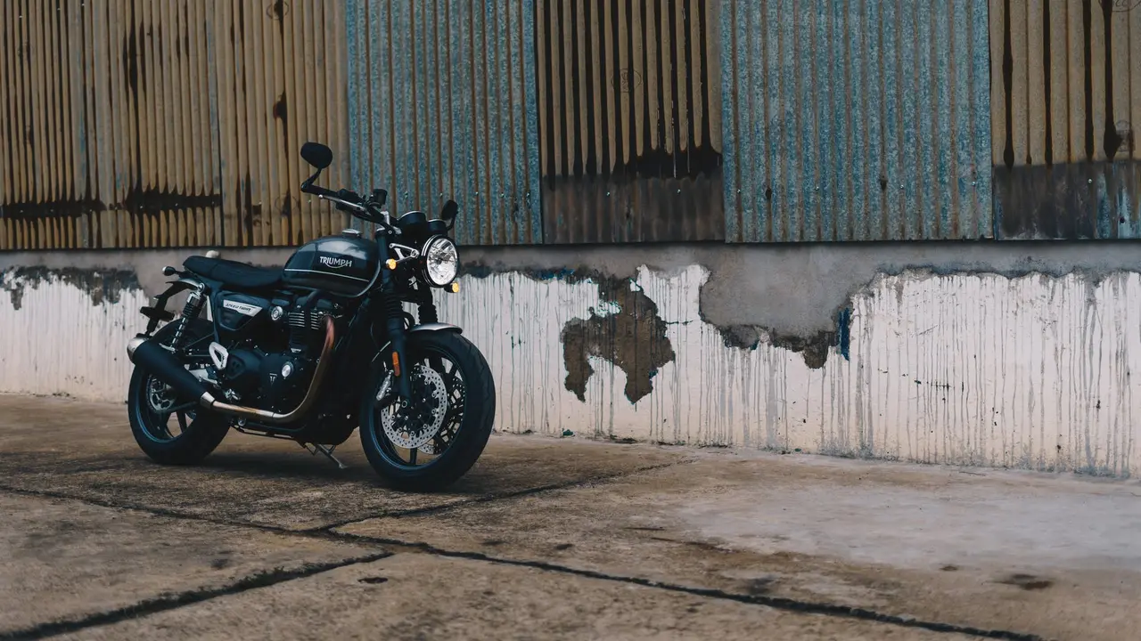 Ilustrasi sepeda motor (pexels)