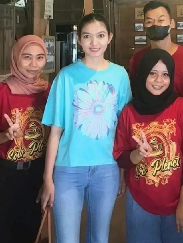 Selvi Ananda tampil sederhana (Instagram/selvi_ananda_)