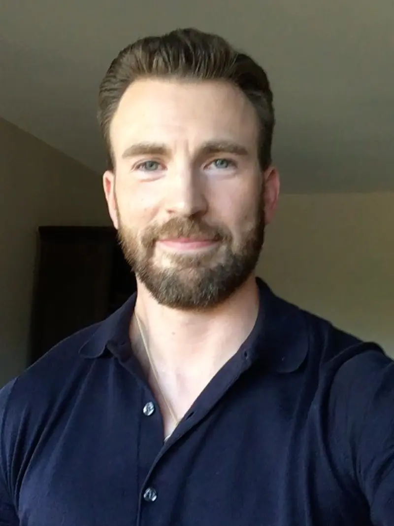 Chris Evans (Instagram/ nicolenoelwalker)