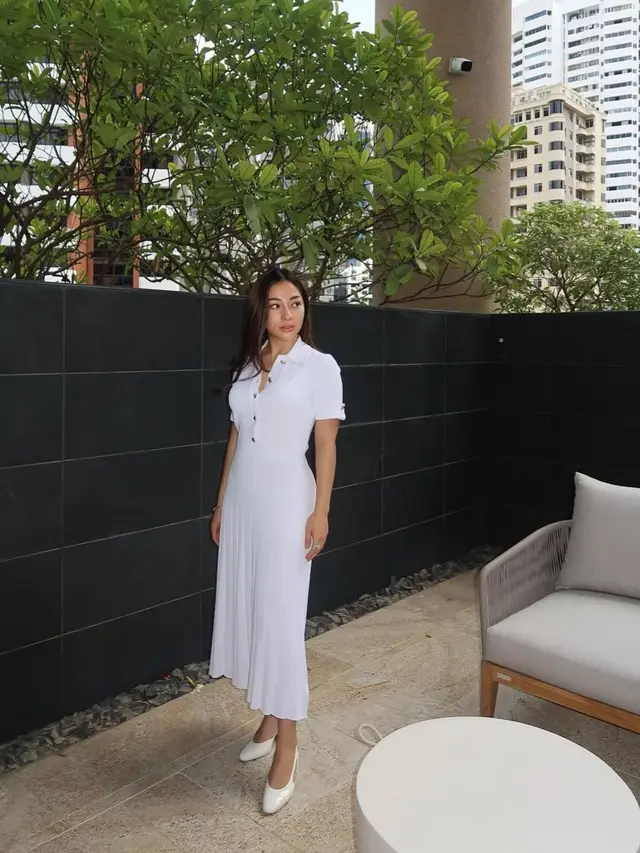 Pilihan outfit simpel namun tetap mewah dari Nikita Willy yang bisa dicoba (Instagram/@nikitawillyofficial94)