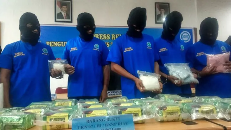 Kuri dan pengedar narkoba yang ditangkap Badan Narkotika Nasional Provinsi Riau.