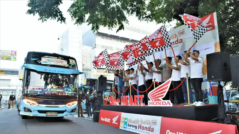 AHM Antarkan 2.009 Konsumen yang Mengikuti Mudik Balik Bareng Honda 2023