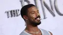 Michael B. Jordan berpose saat menghadiri pemutaran perdana "The Lord of the Rings: The Rings of Power" di The Culver Studios di Culver City, California (15/8/2022). Michael mengenakan atasan Chanel dan celana The Row. (Matt Winkelmeyer/Getty Images/AFP)