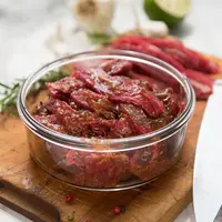 Ilustrasi daging./Copyright shutterstock.com/id/g/AnnaHoychuk