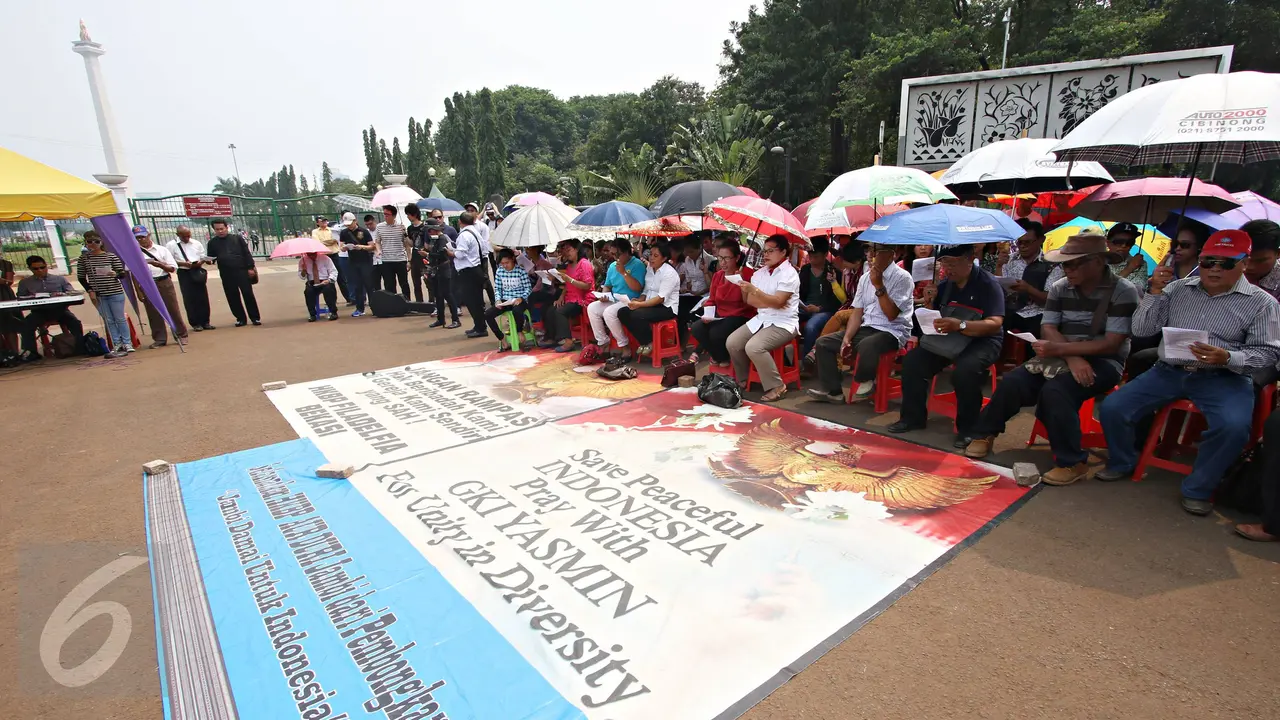 20160117-Aksi Jemaat GKI Yasmin di Depan Istana-Jakarta- Immanuel Antonius