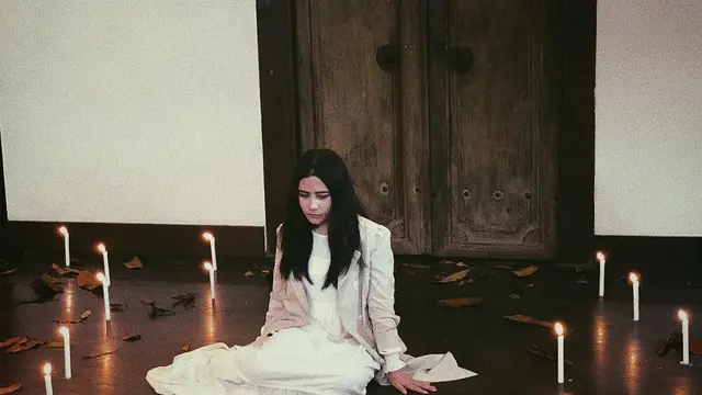 [Bintang] Prilly Latuconsina