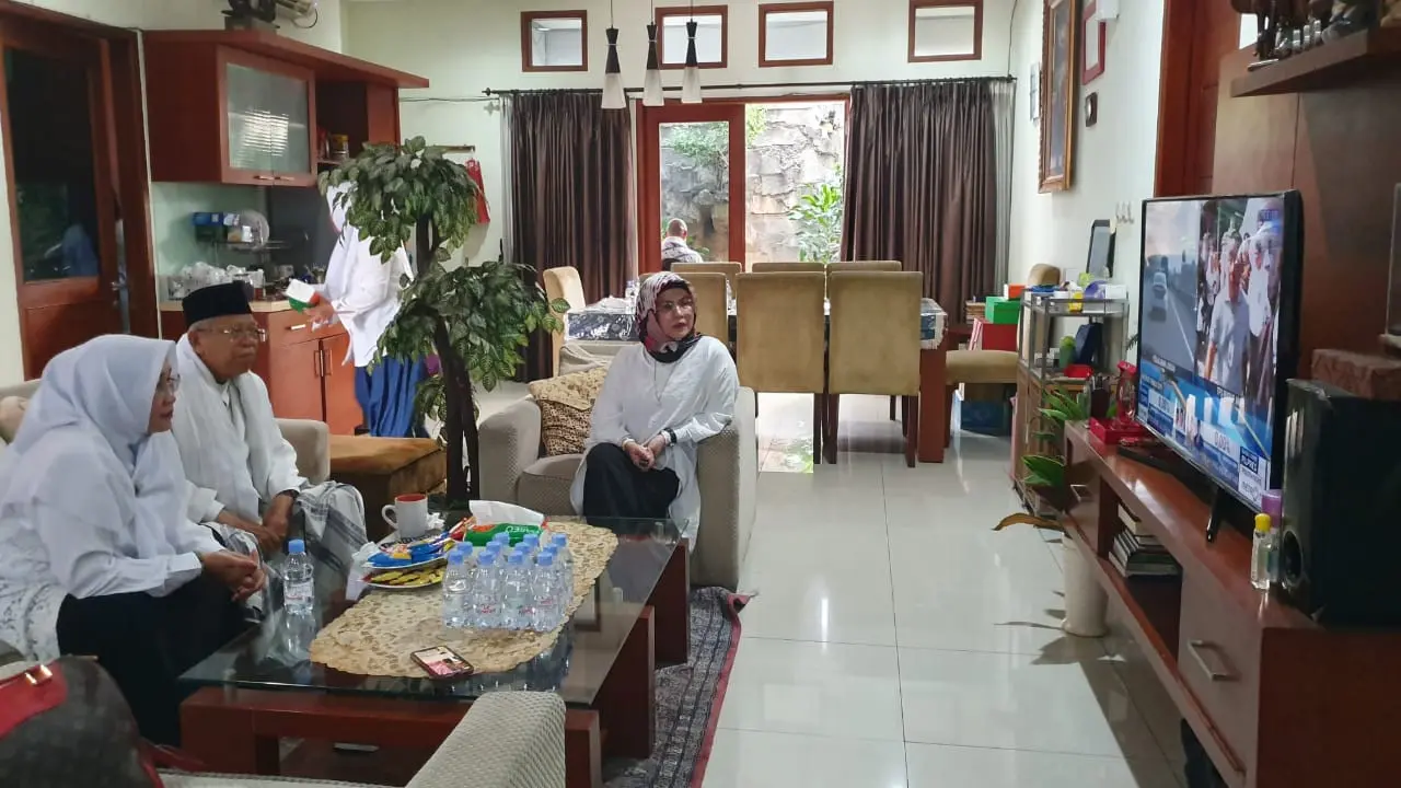 Calon wakil presiden 01, Ma'ruf Amin, di kediamannya