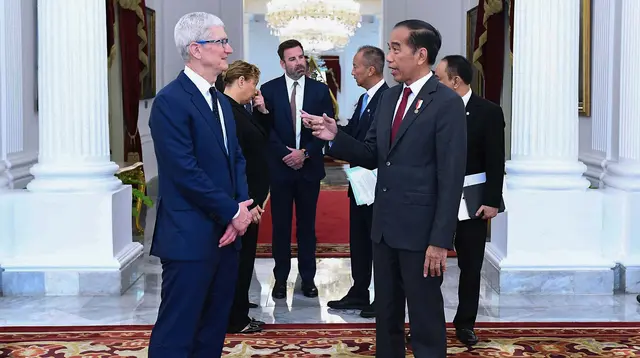 Bertemu Presiden Jokowi, Tim Cook dikabarkan membahas rencana investasi di Indonesia. (Handout/Istana Kepresidenan/AFP)