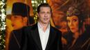 Brad Pitt berpose saat menghadiri premiere film "Babylon" di Academy Museum of Motion Pictures, Los Angeles, Amerika Serikat, 15 Desember 2022. Pada acara tersebut Brad Pitt bergabung dengan lawan mainnya dalam drama komedi "Babylon", Margot Robbie dan Olivia Wilde. (AP Photo/Chris Pizzello)