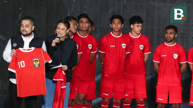 Foto: Terinspirasi Jersey Skuad Garuda 1981, Jersey Anyar Timnas Indonesia Resmi Diluncurkan
