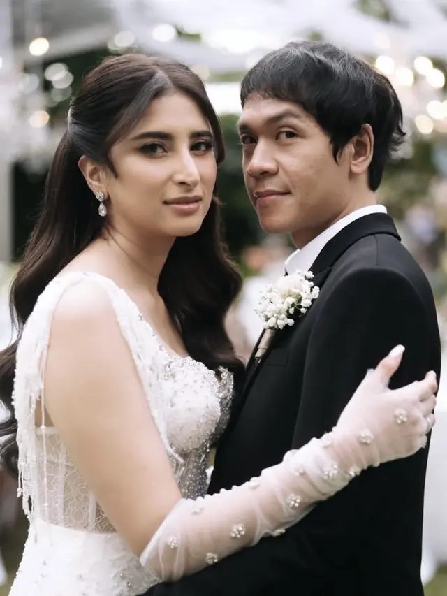 Pernikahan Raka Cyril Gitaris Vierratale.