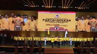 Ketum DPP Partai Golkar Airlangga Hartarto melantik Ace Hasan Syadzily sebagai Ketua DPD Golkar Jawa Barat (Jabar). (Merdeka.com)