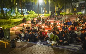 Magis Nobar Keliling, Melipat Kemewahan Jakarta di Atas Tikar