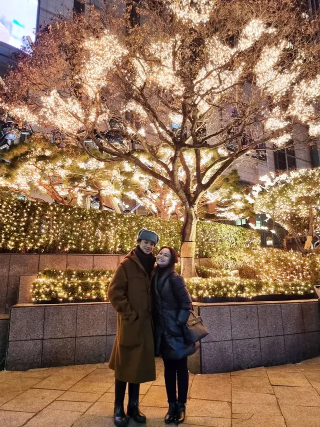 Rossa dan anak liburan di Korea Selatan