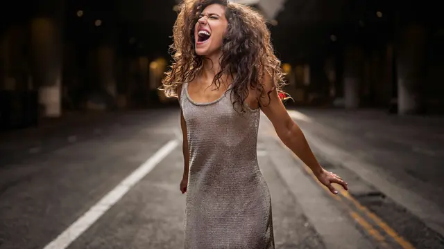 Ketidakpastian sering menjadi alasan utama mengapa kita enggan keluar dari zona nyaman.