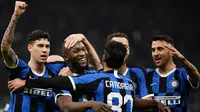 3. Inter Milan - La Beneamata saat ini sedang berupaya untuk melunasi utang yang telah menjeratnya selama bertahun-tahun. Inter Milan mempunyai utang sebesar 461 juta euro. (AFP/Marco Bertorello)