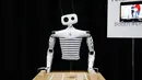 Robot Reachy dipamerkan saat pameran teknologi CES 2020 di Las Vegas, Amerika Serikat, Minggu (5/1/2020). Reachy adalah robot open source yang ekspresif. (AP Photo/John Locher)