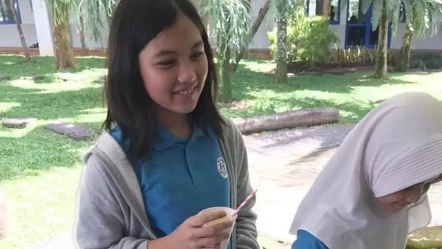 6 Potret Cantik Raihana Zemma, Putri Sahrul Gunawan yang Beranjak Dewasa