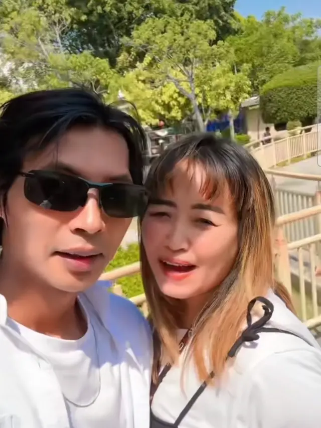 Pinkan Mambo dan Arya Khan Cerai