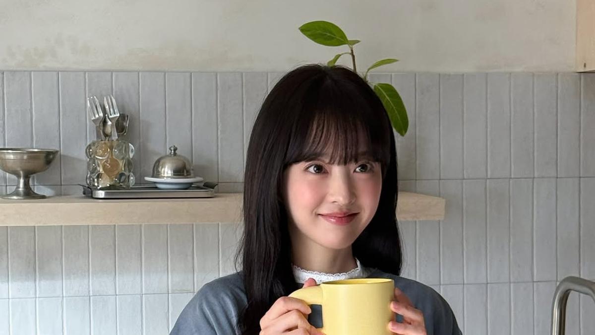6 Gaya Rambut Berponi ala Park Bo Young, Tampil Awet Muda di Usia 35 Tahun