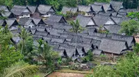 Kisah Kampung Naga dan Hikayat Terbang Gembrung di Malam Sakral