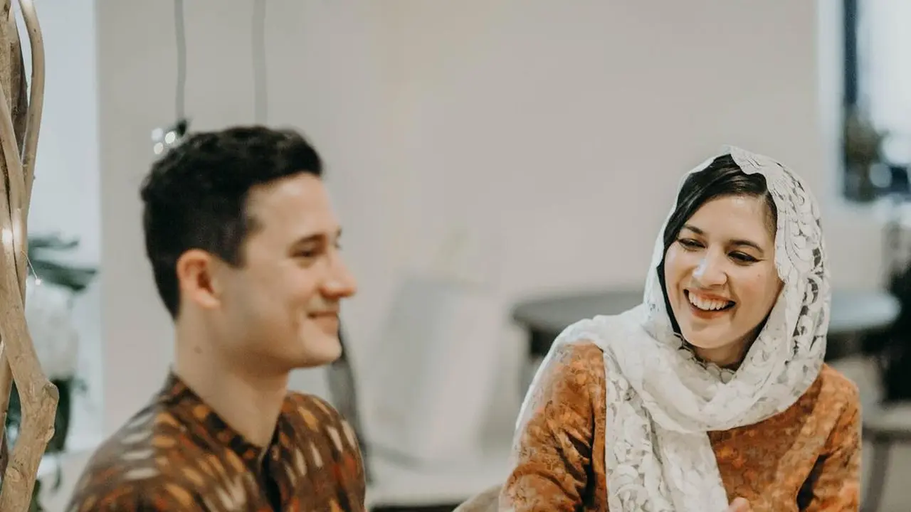 Diam-diam Sudah Menikah, Ini 7 Potret Mesra Hannah Al Rashid dan Nino Fernandez