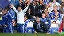 Pemain Liverpool merayakan gol yang dicetak Philippe Coutinho ke gawang Chelsea dalam laga Liga Premier Inggris di Stadion Stamford Bridge, London, Sabtu (31/10/2015). (Reuters/Philip Brown)