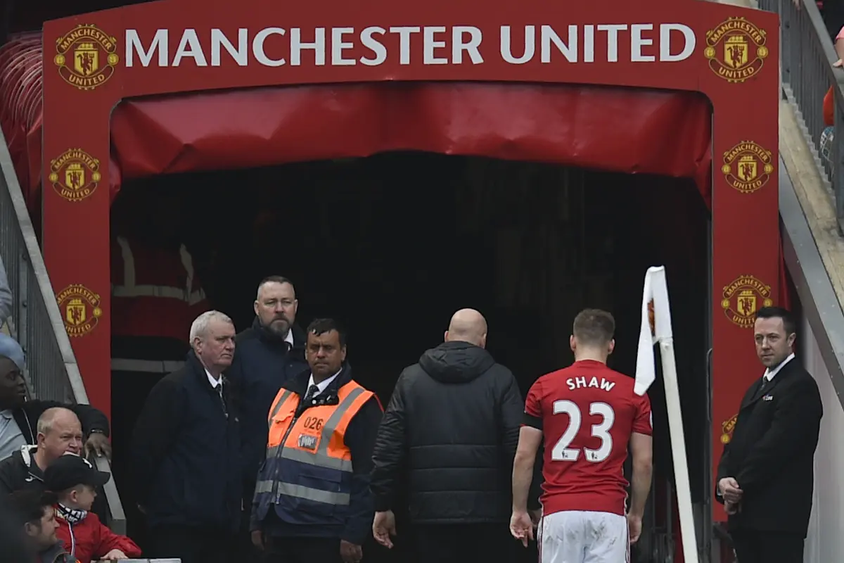 Manchester United (MU)