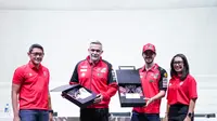 Juara dunia MotoGP Francesco Bagnaia menghadiri acara bersama Shell Advance di Jakarta