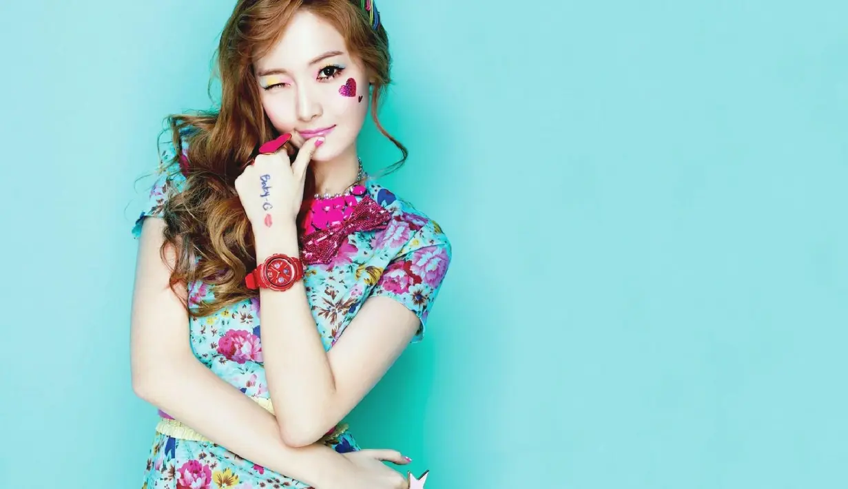 "Saat aku melihatmu sakit, aku merasa sakit juga. Hal yang paling penting adalah Taeyon kami sehat selalu. Kami menyayangimu!" akhir pesan Jessica. (soompi)