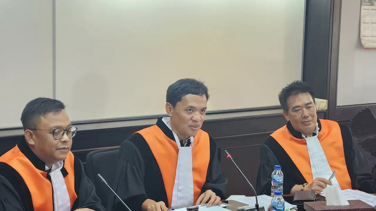 Majelis Kehormatan Partai Gerindra mencopot jabatan Joko Santoso sebagai Ketua DPC Gerindra Semarang, Minggu (10/9/2023).