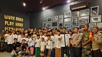 HDCI Surabaya bersama Satlantas Polrestabes Surabaya buka puasa bersama dengan anak yatim piatu di Surabaya. (Istimewa)