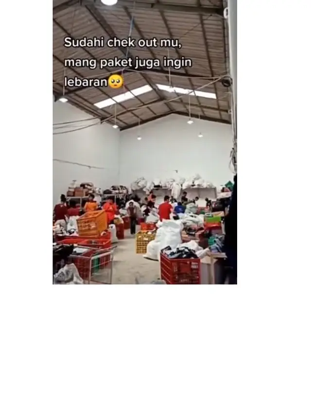10 Potret Kurir saat Antar Barang Jelang Lebaran Ini Bikin Tepuk Jidat