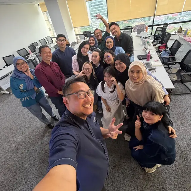 Omesh kuliah S2 - instagram.com/omeshomesh