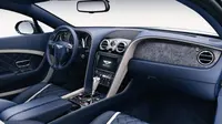 Bentley luncurkan varian opsional berupa lapisan batu berusia jutaan tahun untuk model Flying Spur dan Continental. 