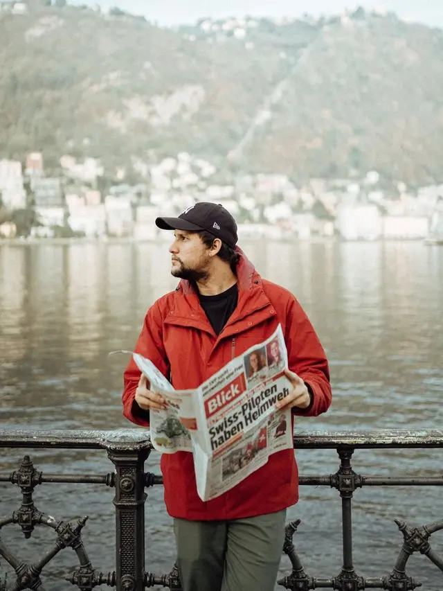 [Fimela] 6 Potret Romantis Stuart Collin dan Kekasih Saat Liburan di Luar Negeri