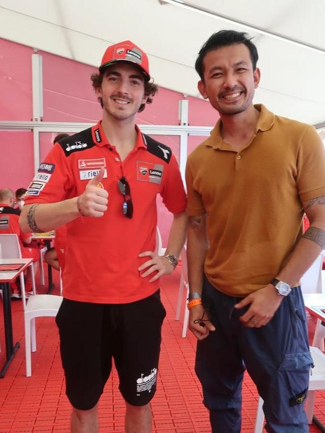 Potret 7 Artis Nonton Langsung MotoGP Mandalika 2022, Anak Eko Patrio Curi Perhatian