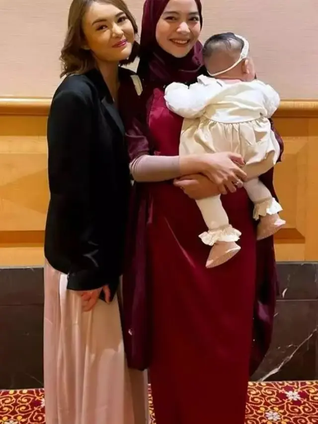 Amanda Manopo jadi bridesmaid (Instagram/@cempolan_amanda)